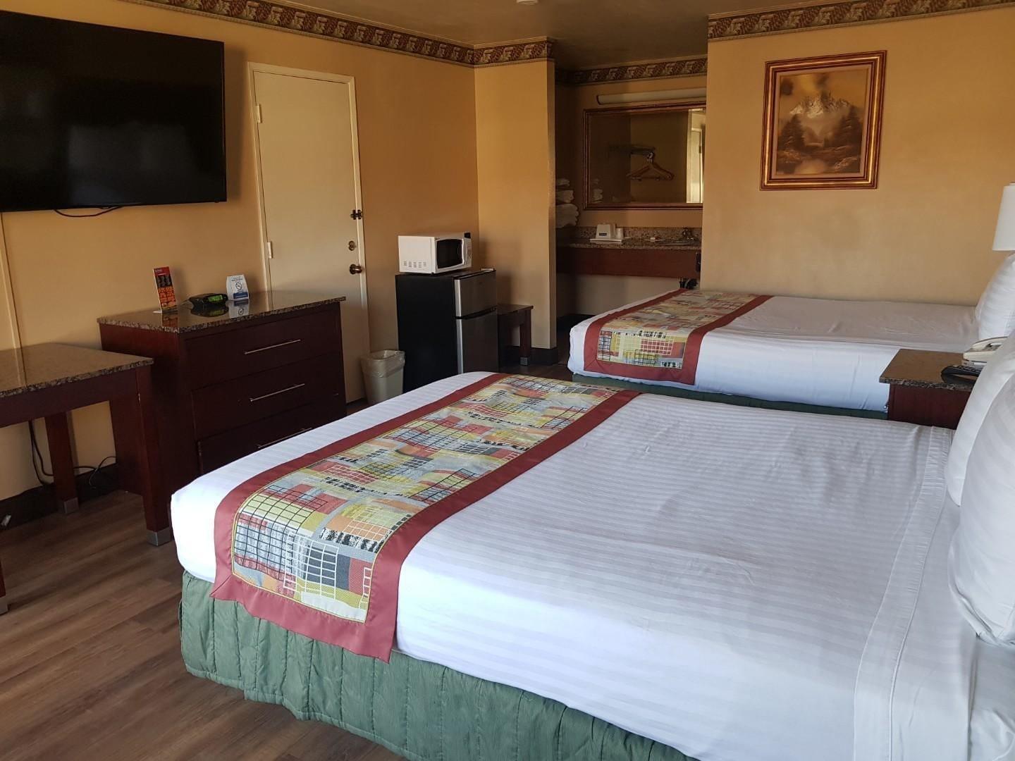 Travelodge By Wyndham Costa Mesa Newport Beach Hacienda Eksteriør billede