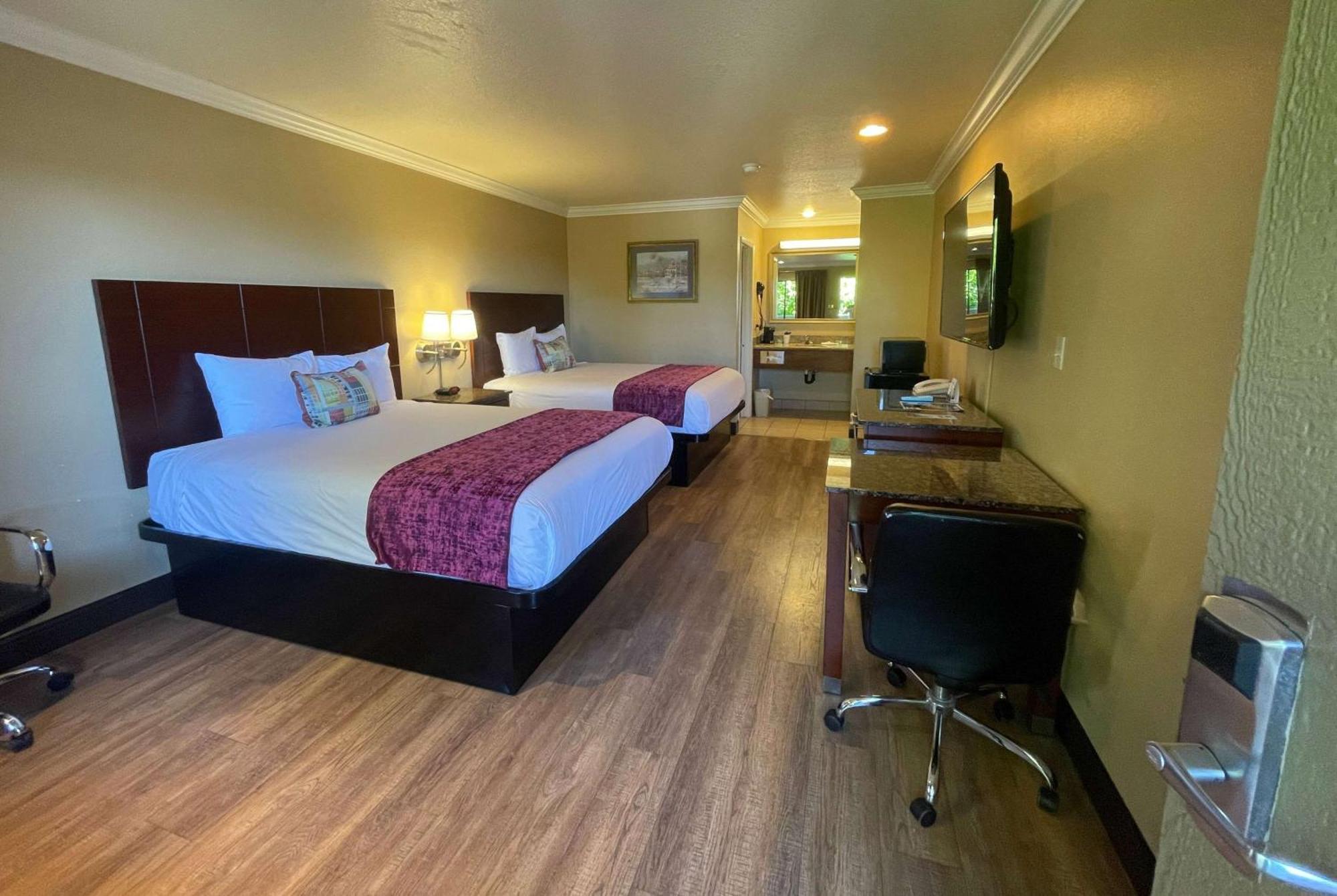 Travelodge By Wyndham Costa Mesa Newport Beach Hacienda Eksteriør billede